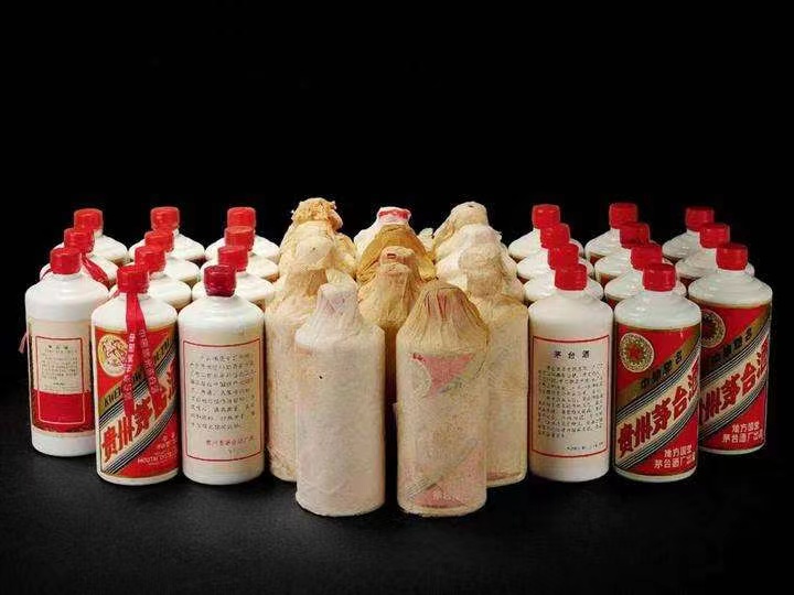 东坑镇日照岚山回收酒价格哪里回收(附近上门回收茅台酒）?